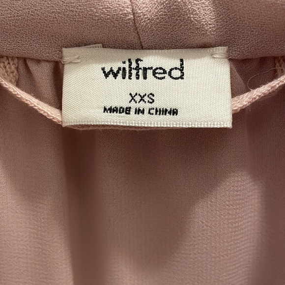 ✨SOLD✨ Aritzia Sabine tie-waist dress - Blush Pink -  XXS - Picture 5 of 7